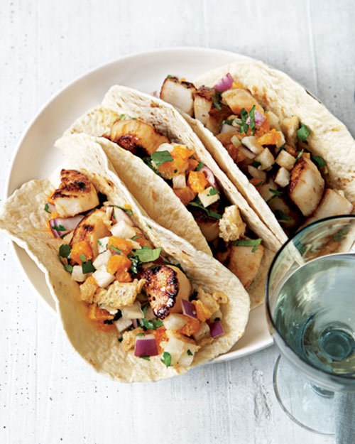 tacos with sea scallops and peanut dressing