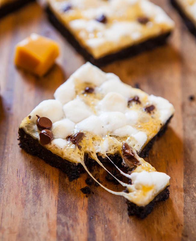 Marshmallow Caramel Oreo Cookie S'mores Bars